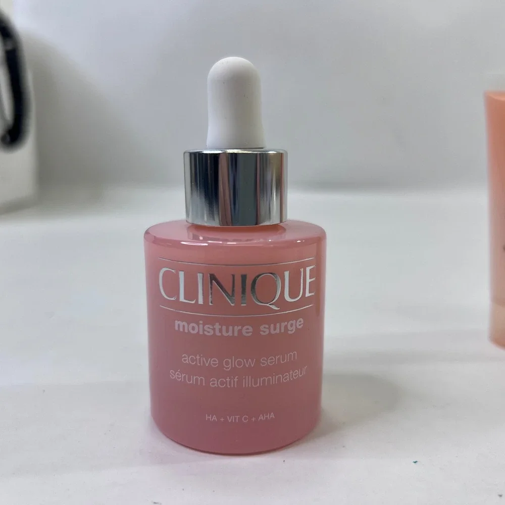 Clinique moisture surge